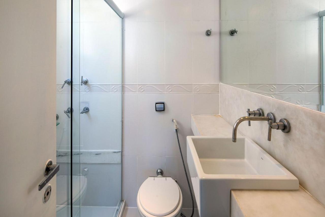 Confortavel E Seguro 2 Quartos Com Varanda No Leme Río de Janeiro Exterior foto
